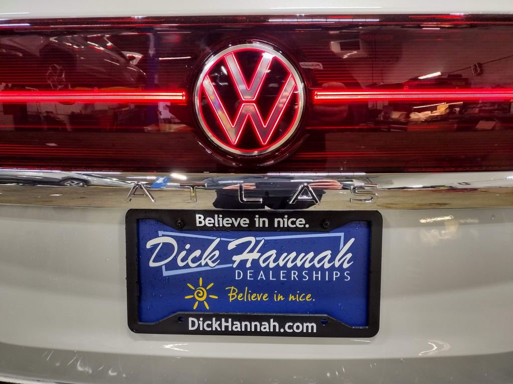 New 2026 Volkswagen Atlas SEL Premium R-Line image 17