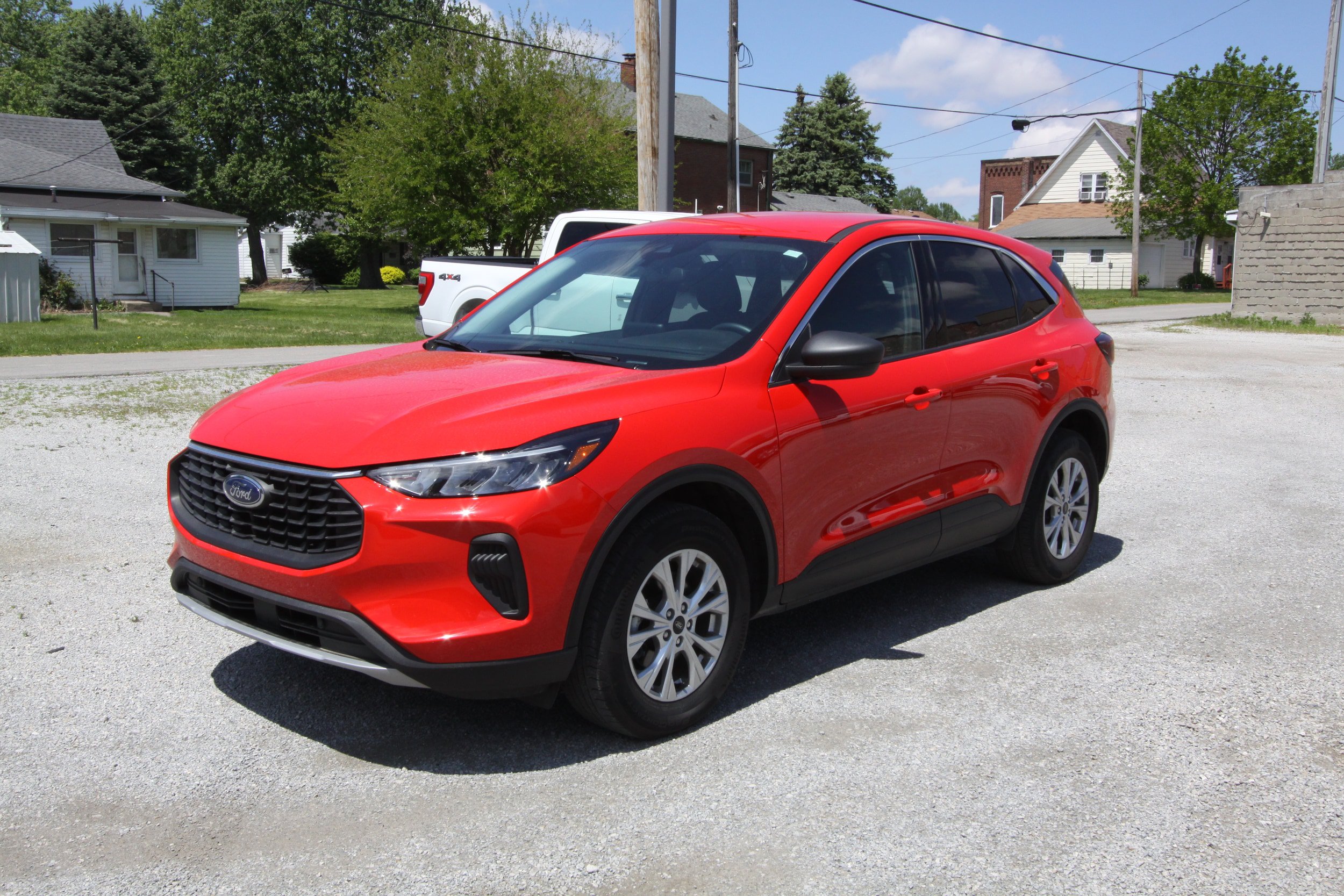Used 2024 Ford Escape Active AWD/4WD image 2