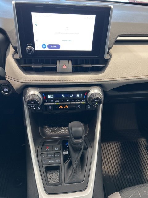 Used 2025 Toyota RAV4 XLE w/ Convenience Package image 13