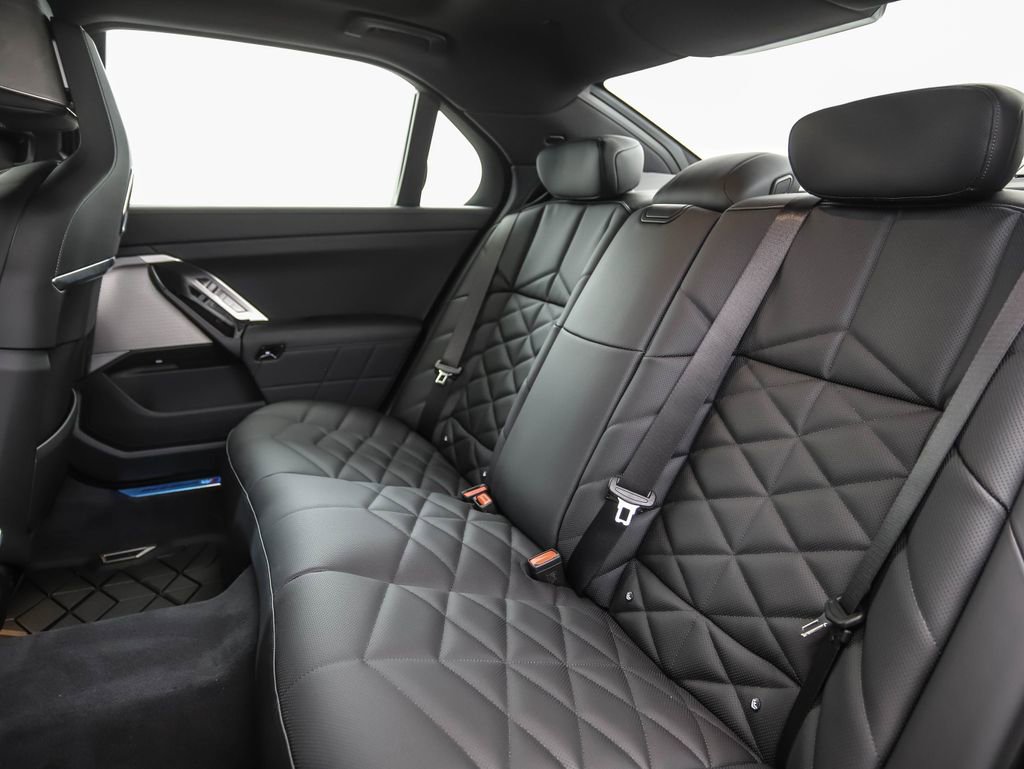 New 2026 BMW 740i xDrive image 23