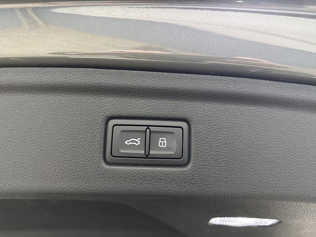Used 2024 Audi A5 2.0T Premium Plus w/ Premium Plus image 17