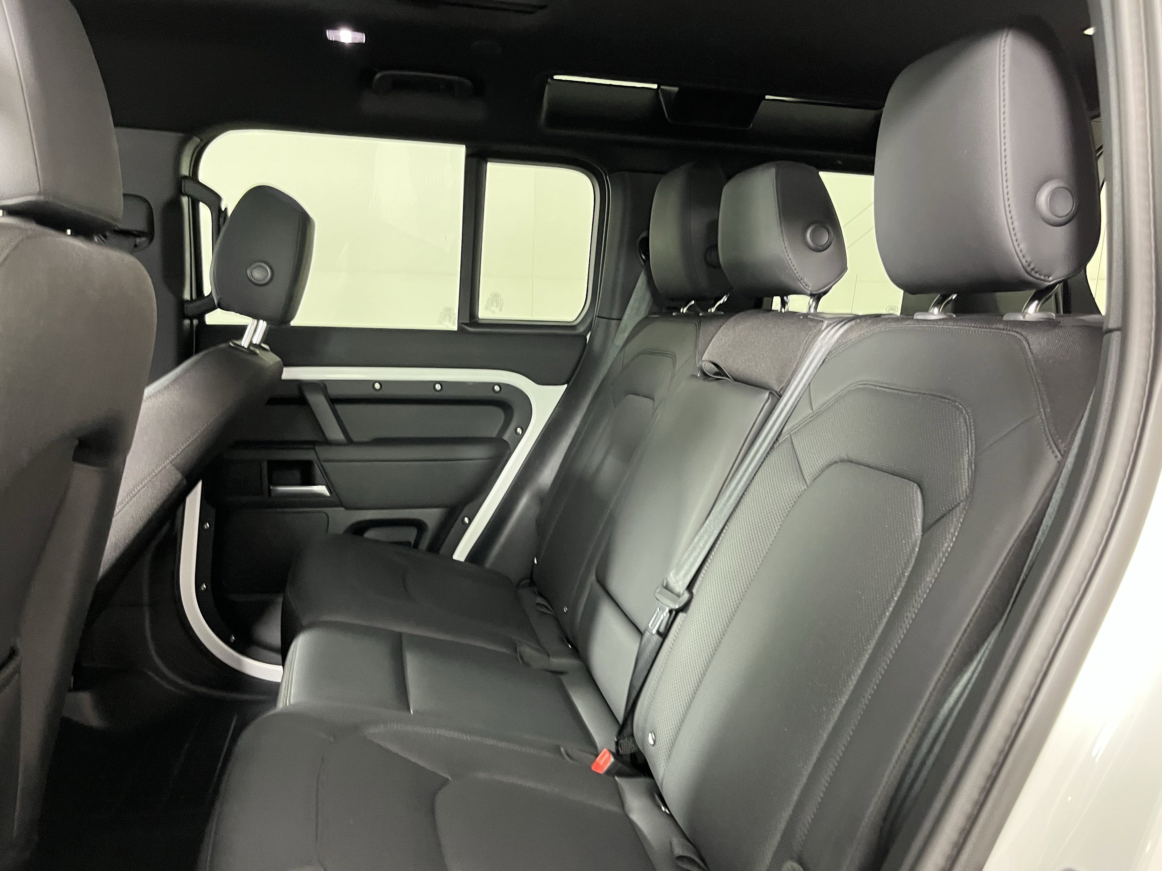 Used 2025 Land Rover Defender 110 S AWD/4WD image 16