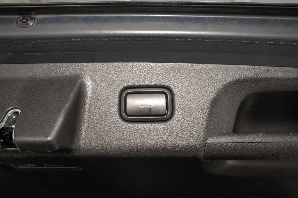 Used 2024 Hyundai Palisade Calligraphy image 6