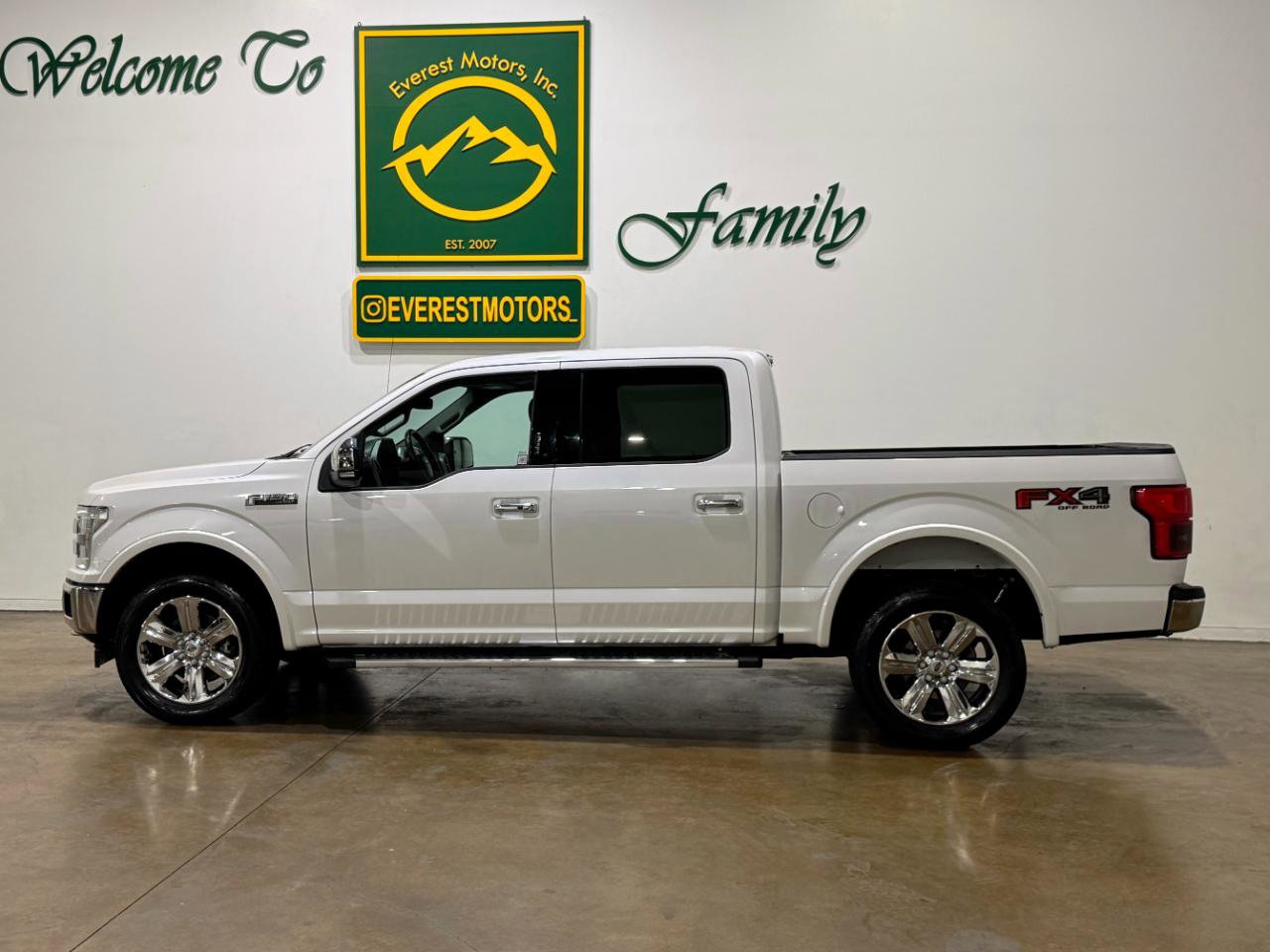 Used 2018 Ford F150 Lariat w/ Equipment Group 502A Luxury AWD/4WD image 5