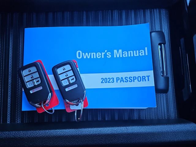 Used 2023 Honda Passport Elite image 18