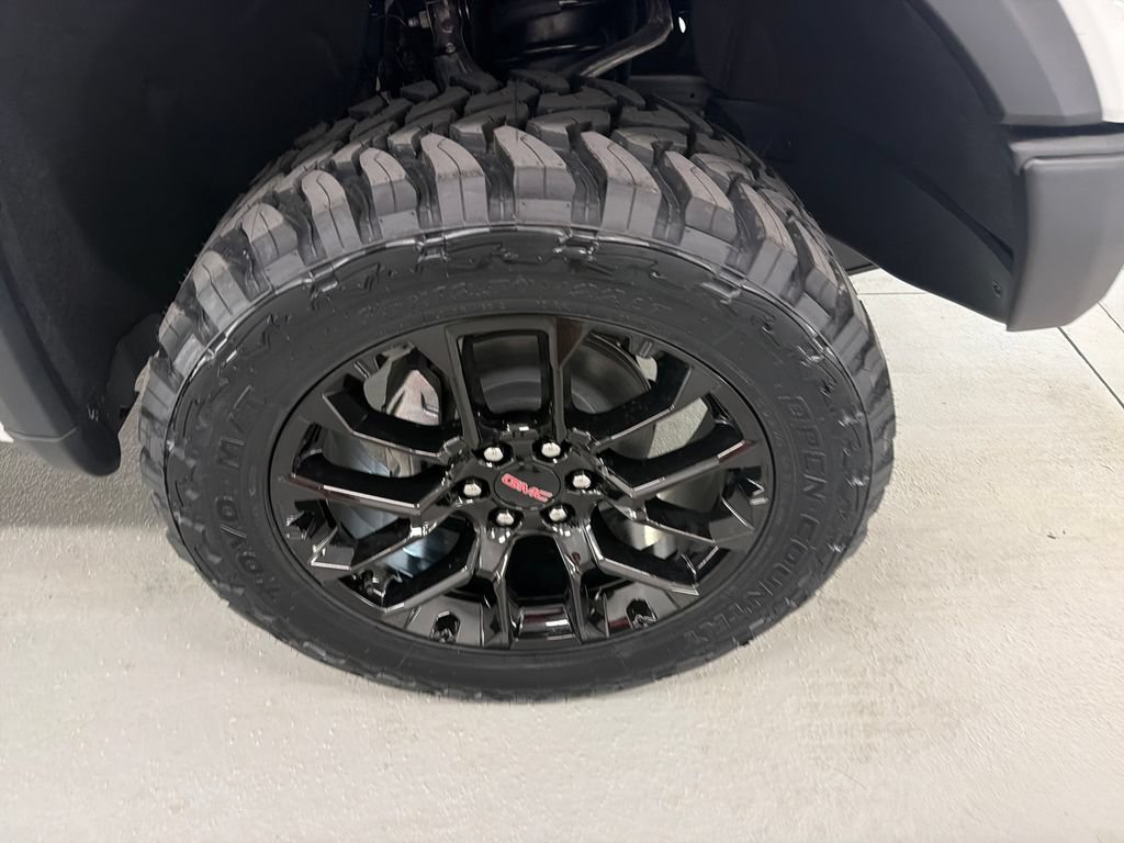 New 2026 GMC Sierra 1500 AT4X AWD/4WD image 4