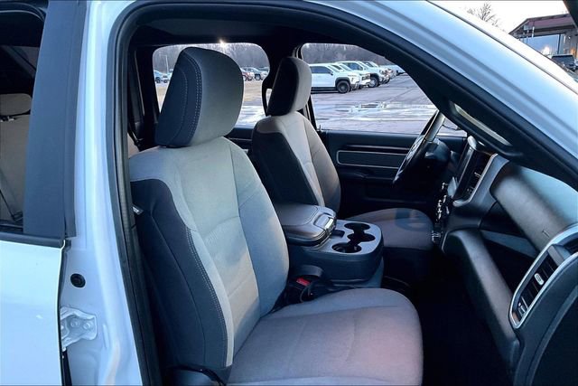 Used 2022 RAM 3500 Big Horn image 30