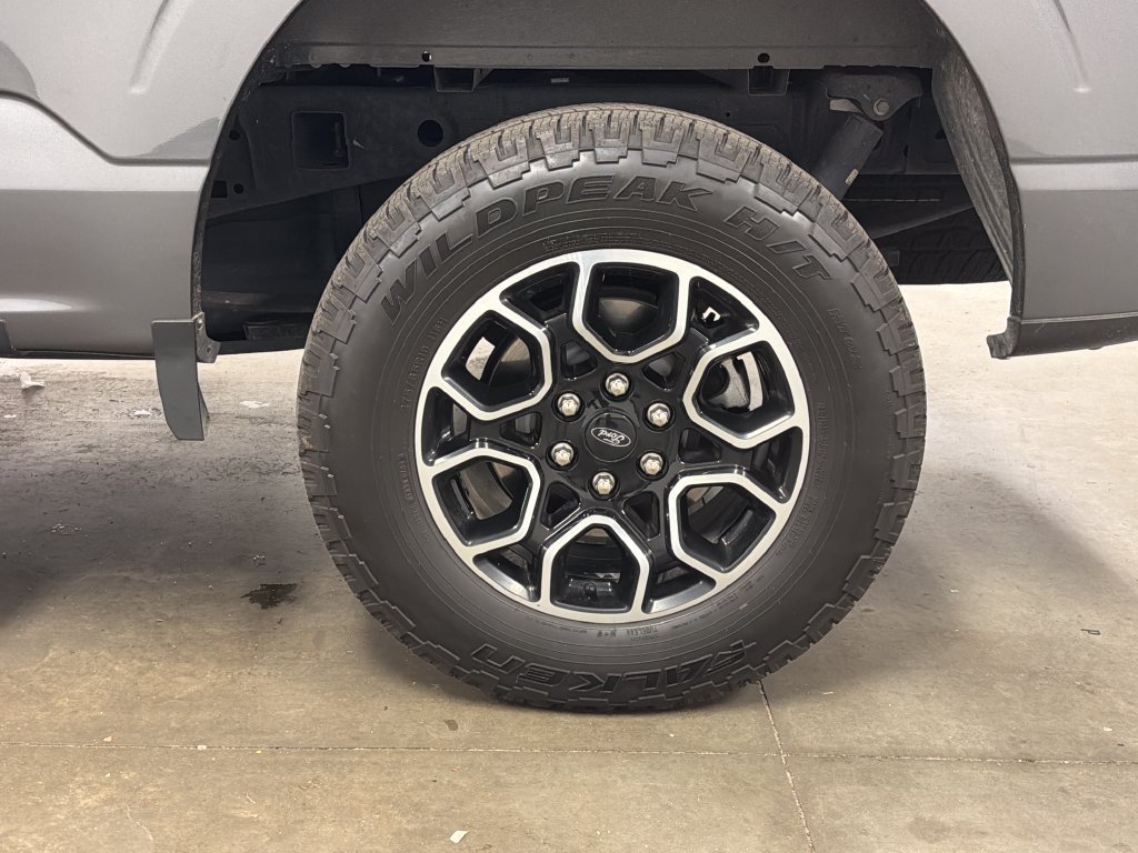 Used 2022 Ford F150 Lariat AWD/4WD image 14