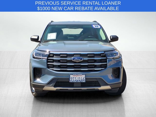 Used 2026 Ford Explorer Active AWD/4WD image 2