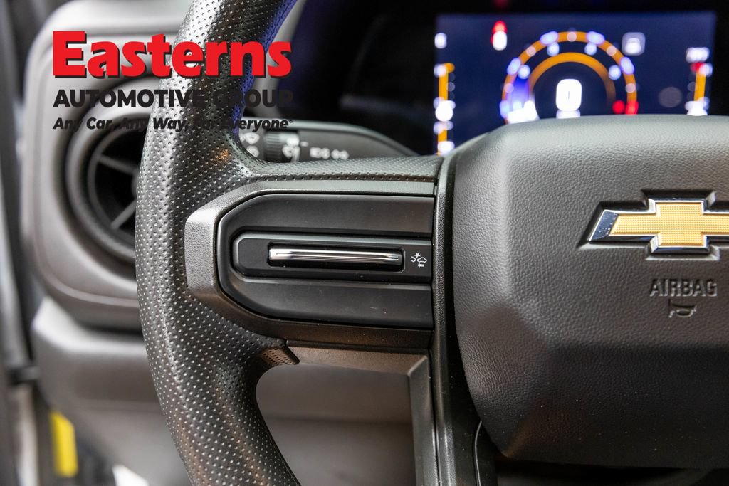 Used 2023 Chevrolet Colorado W/T RWD image 14