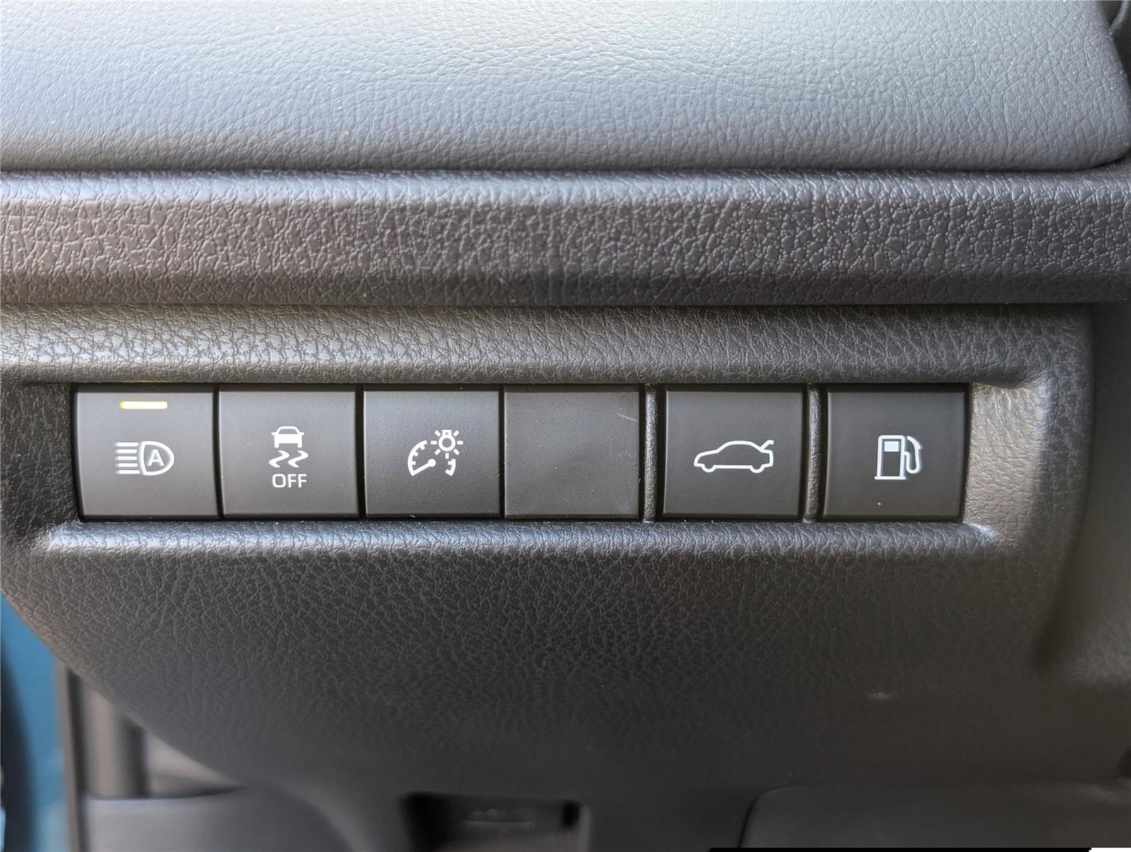 Used 2025 Toyota Camry XSE image 22