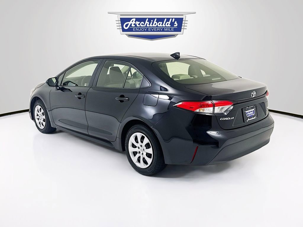 Used 2026 Toyota Corolla LE image 5