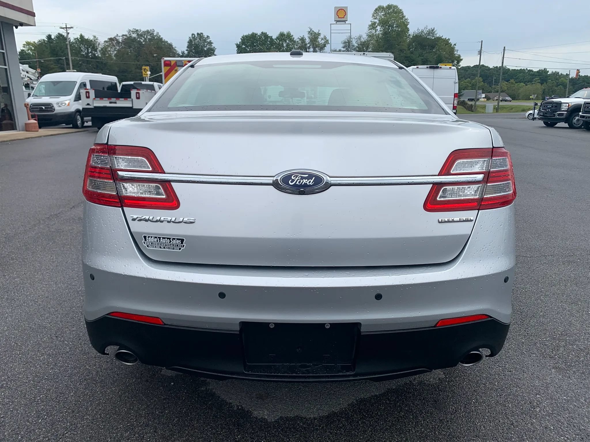 Used 2019 Ford Taurus SE FWD image 6