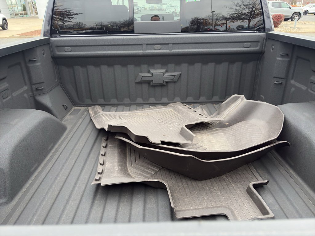 Used 2023 Chevrolet Silverado 1500 LT Trail Boss w/ Convenience Package II image 7