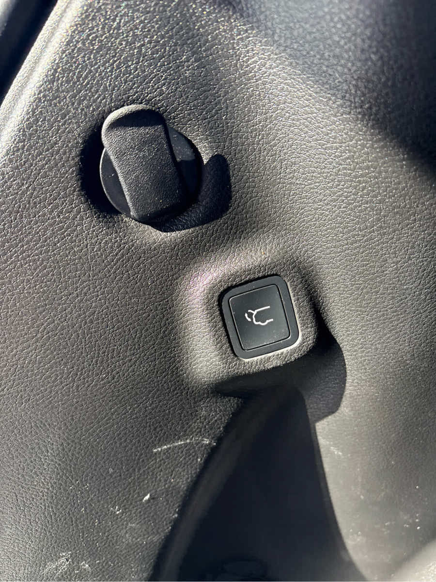Used 2022 Jeep Compass Latitude w/ Convenience Group AWD/4WD image 19