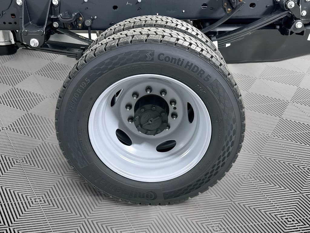 New 2026 Ford F450 XL AWD/4WD image 18