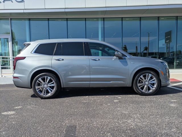Used 2024 Cadillac XT6 Premium Luxury w/ Technology Package image 3