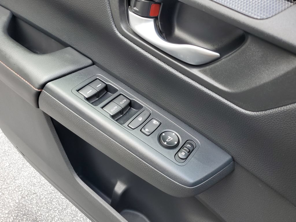 Certified 2024 Honda CR-V Sport image 32