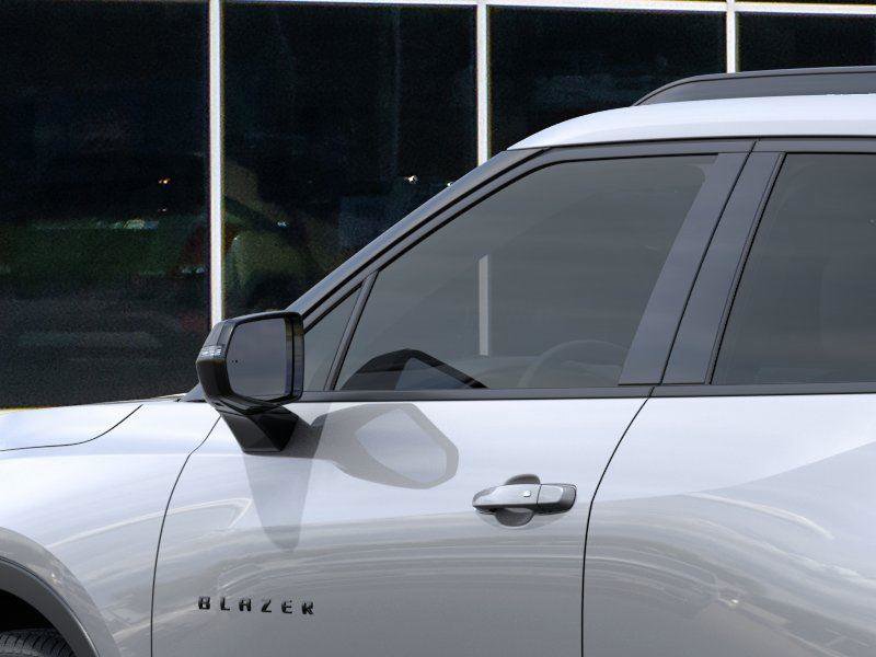 New 2026 Chevrolet Blazer LT w/ Sound & Technology Package FWD image 12