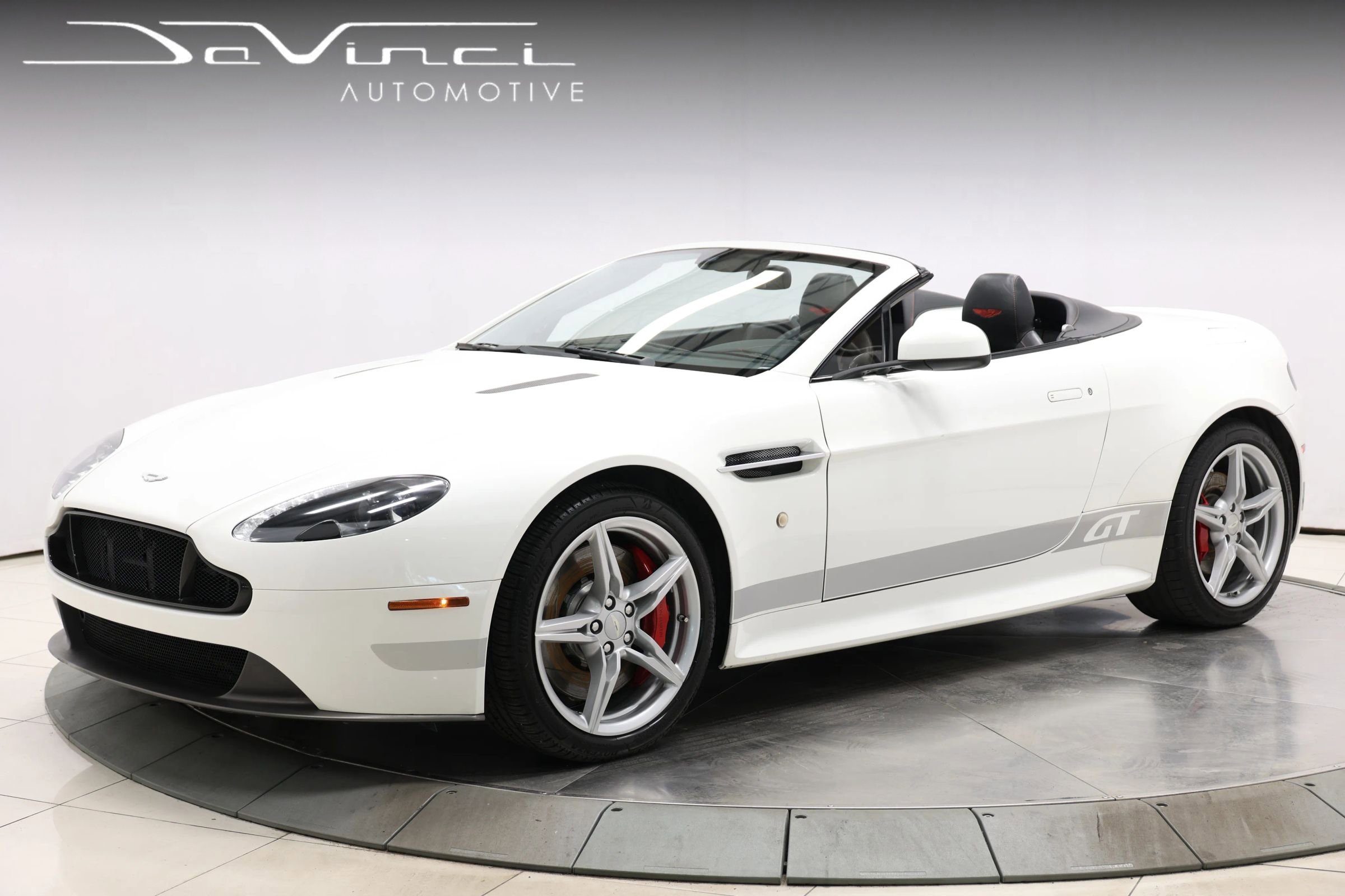 Used 2016 Aston Martin V8 Vantage GT RWD image 1
