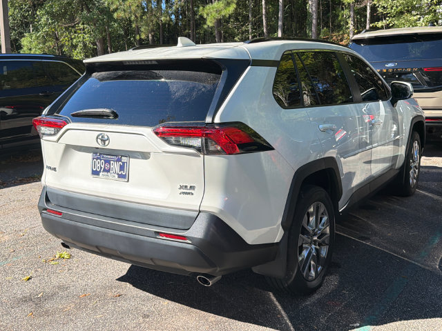 Used 2021 Toyota RAV4 XLE Premium AWD/4WD image 12