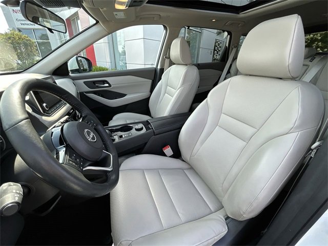 Certified 2023 Nissan Rogue SV w/ SV Premium Package image 15