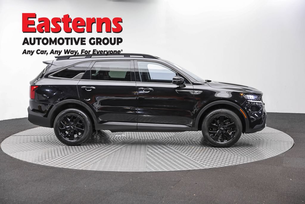Used 2022 Kia Sorento S AWD/4WD image 6