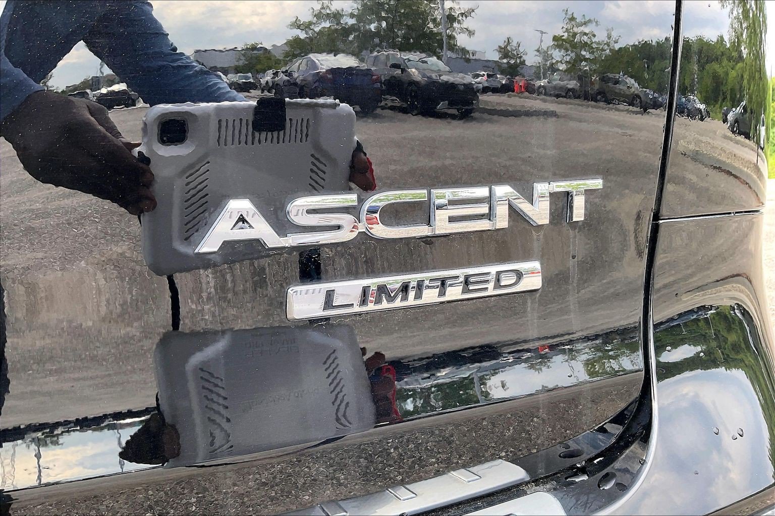 Used 2025 Subaru Ascent Limited AWD/4WD image 33