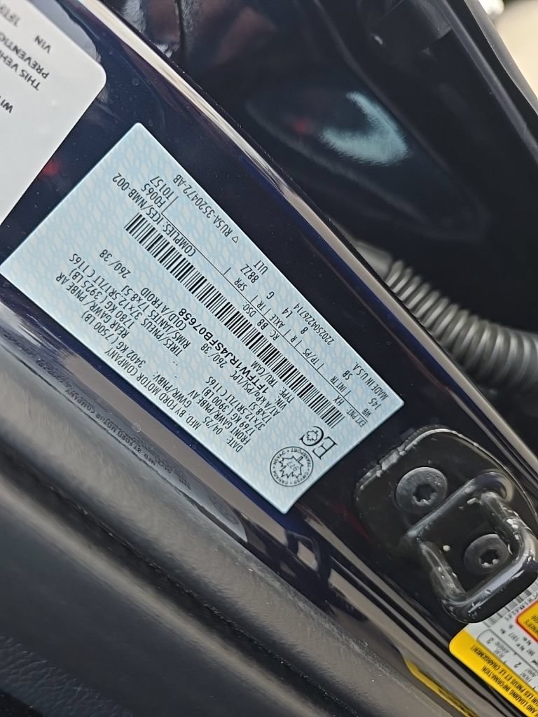 Used 2025 Ford F150 Raptor w/ Equipment Group 803A Raptor R AWD/4WD image 11