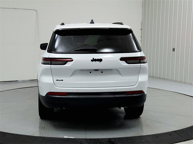 Used 2025 Jeep Grand Cherokee L Altitude image 6