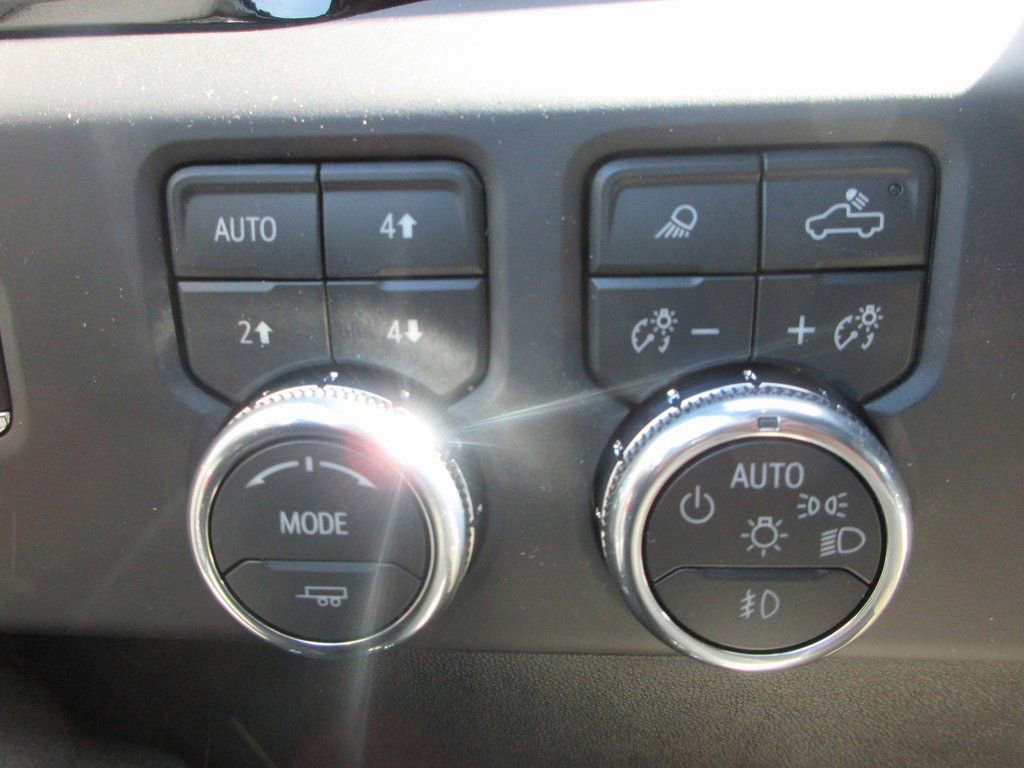 New 2026 GMC Sierra 1500 AT4 w/ AT4 Premium Package image 17