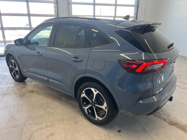 Used 2024 Ford Escape ST-Line Select w/ Tech Pack #2 image 7