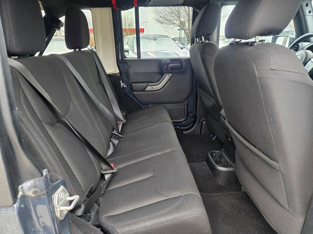 Used 2018 Jeep Wrangler Unlimited Sport S image 15