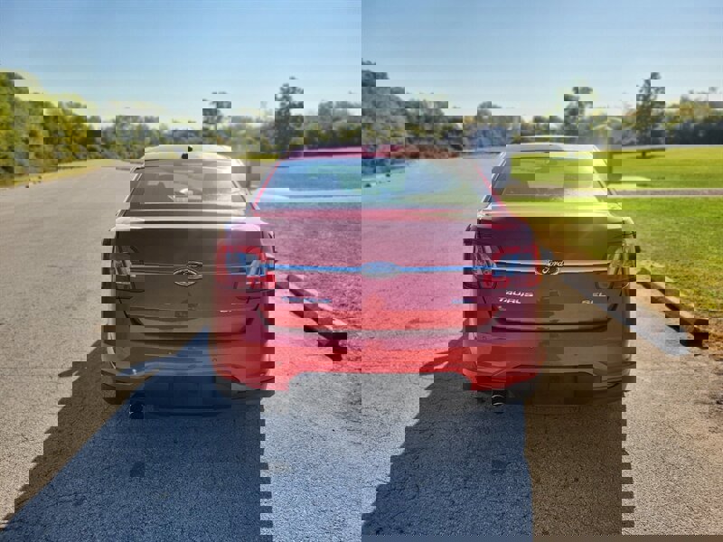 Used 2012 Ford Taurus SEL image 8