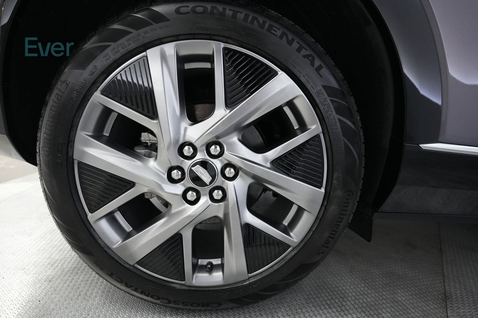 Used 2025 Cadillac Optiq Luxury 1 AWD/4WD image 22