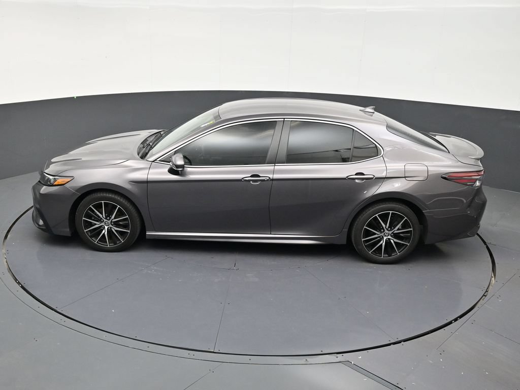 Used 2023 Toyota Camry SE w/ Convenience Package FWD image 13