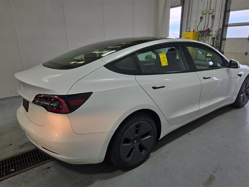 Used 2023 Tesla Model 3 Standard Range image 11