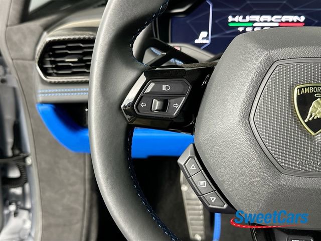 Used 2023 Lamborghini Huracan Tecnica image 14