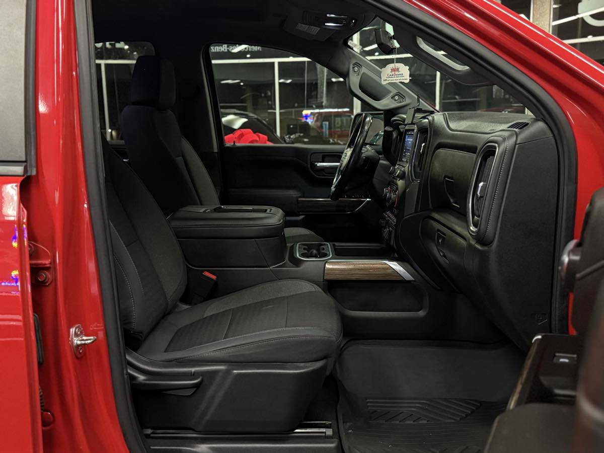 Used 2020 Chevrolet Silverado 1500 LT Trail Boss image 27