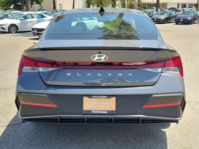 New 2026 Hyundai Elantra Sport FWD image 30