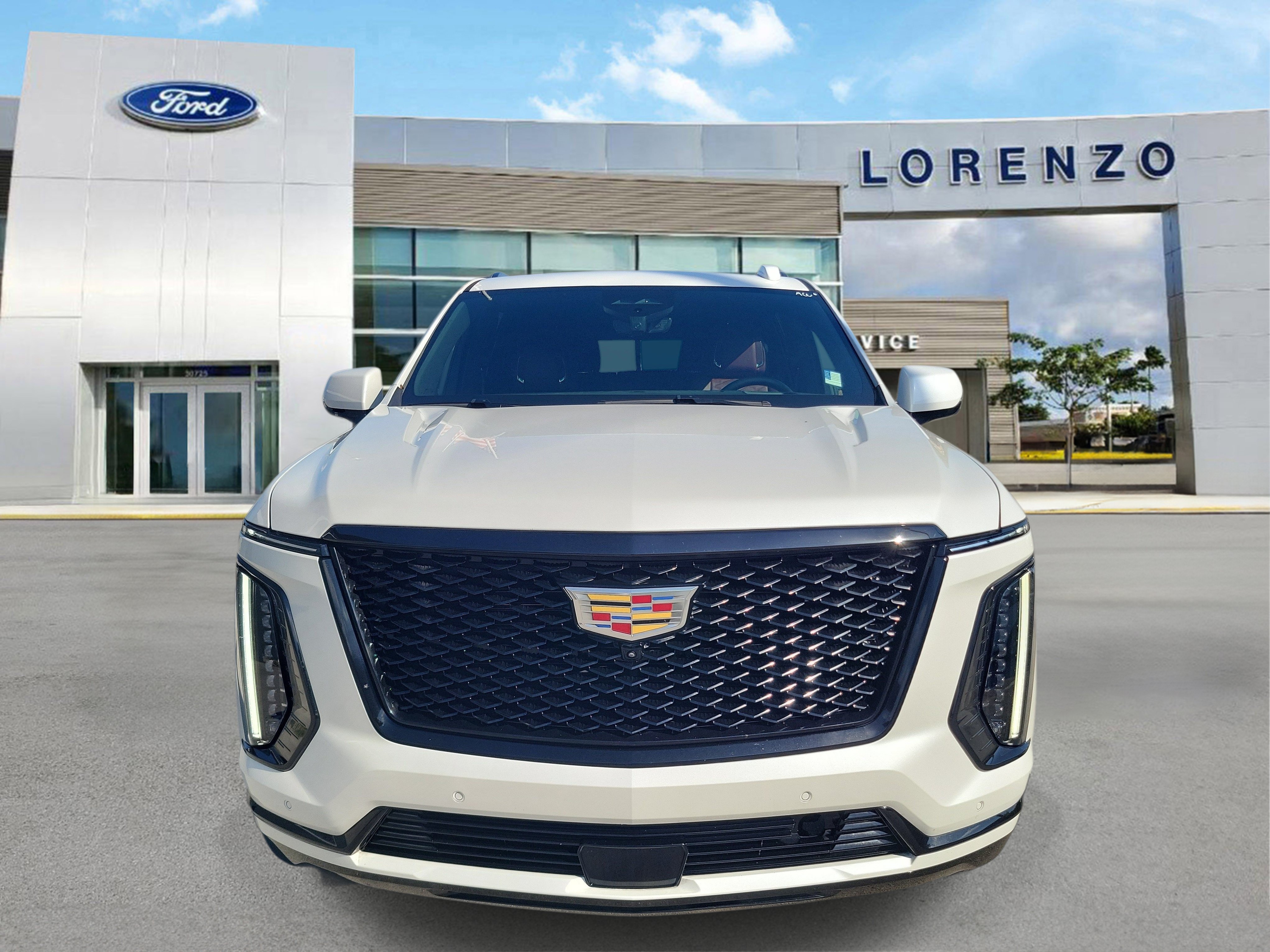 Used 2025 Cadillac Escalade ESV Sport w/ Touring Package AWD/4WD image 2