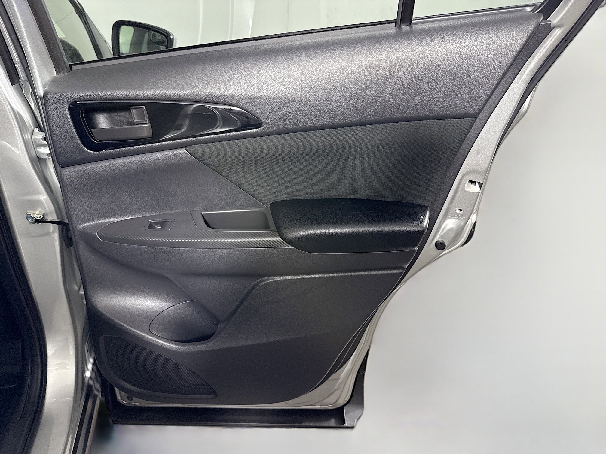 Used 2020 Mitsubishi Eclipse Cross ES image 27