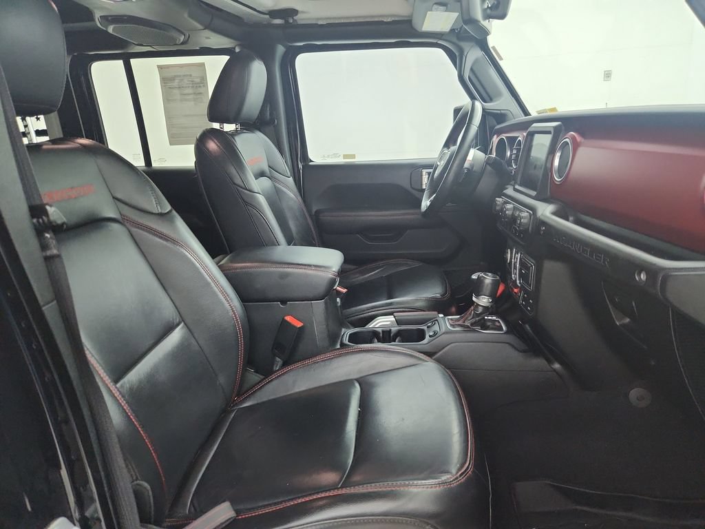 Used 2018 Jeep Wrangler Unlimited Rubicon AWD/4WD image 36