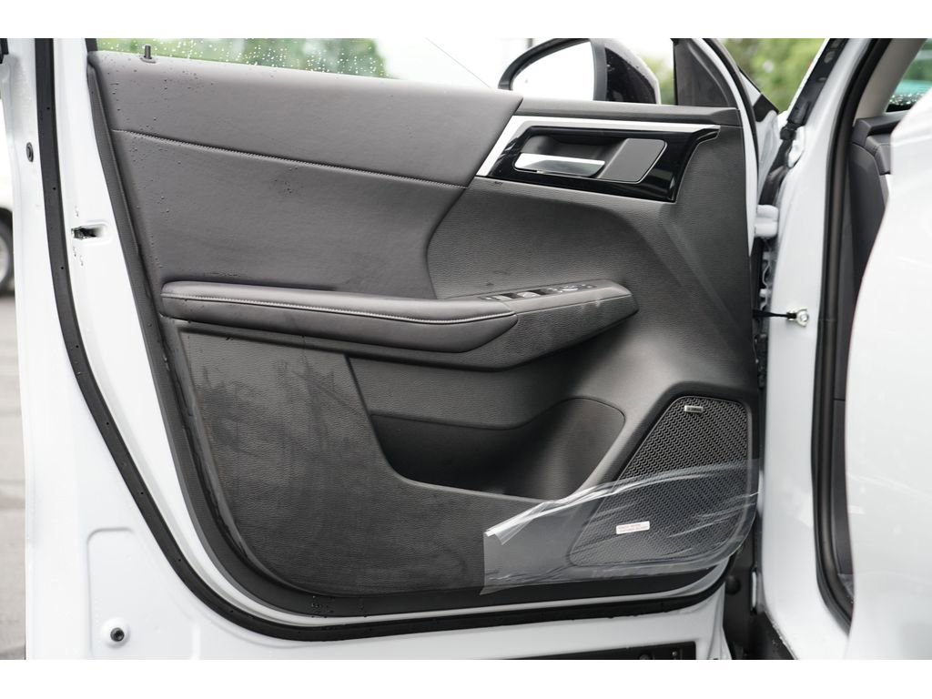 New 2025 Mitsubishi Outlander Trail Edition image 14