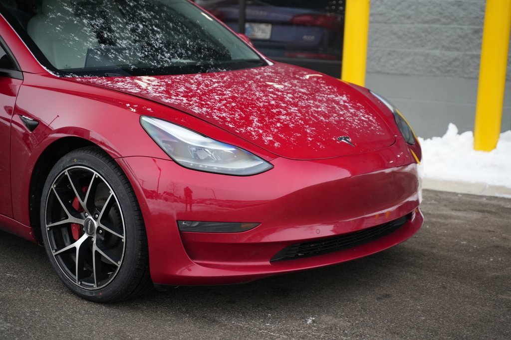 Used 2021 Tesla Model 3 Performance image 3