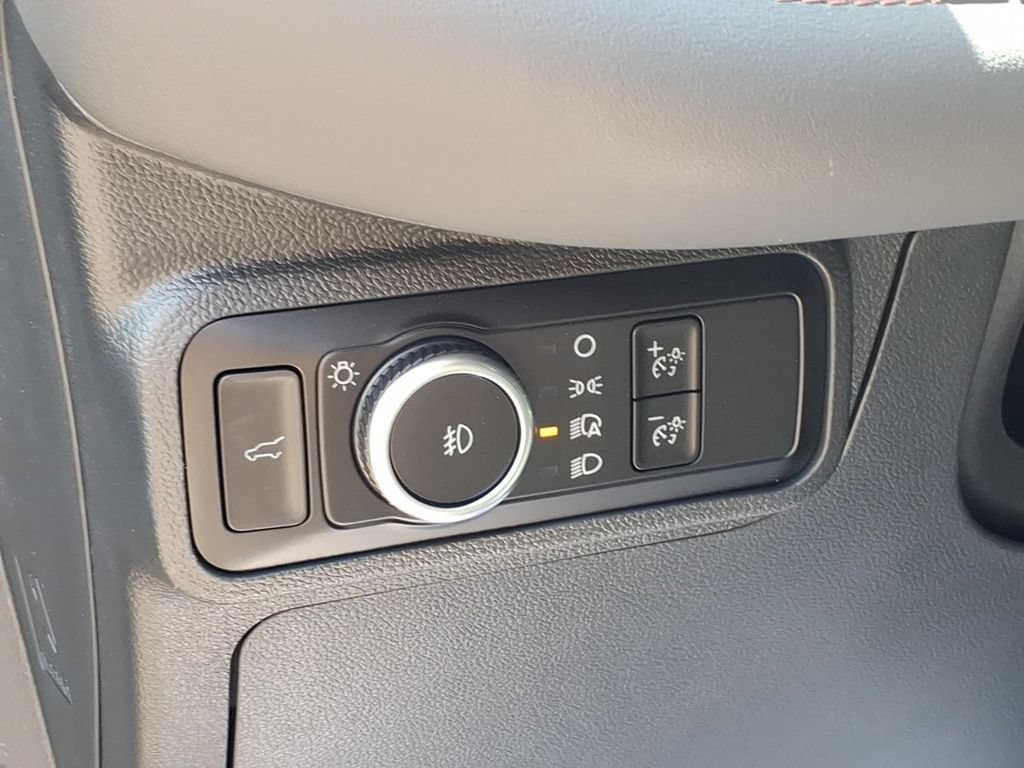 New 2026 Ford Explorer Active w/ Active Comfort Package AWD/4WD image 19
