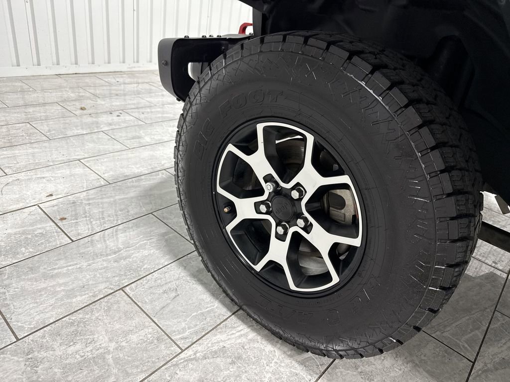Used 2021 Jeep Wrangler Unlimited Rubicon AWD/4WD image 34