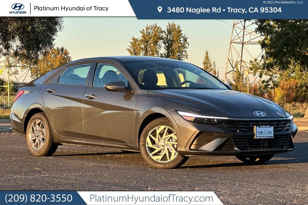 New 2026 Hyundai Elantra Blue image 1