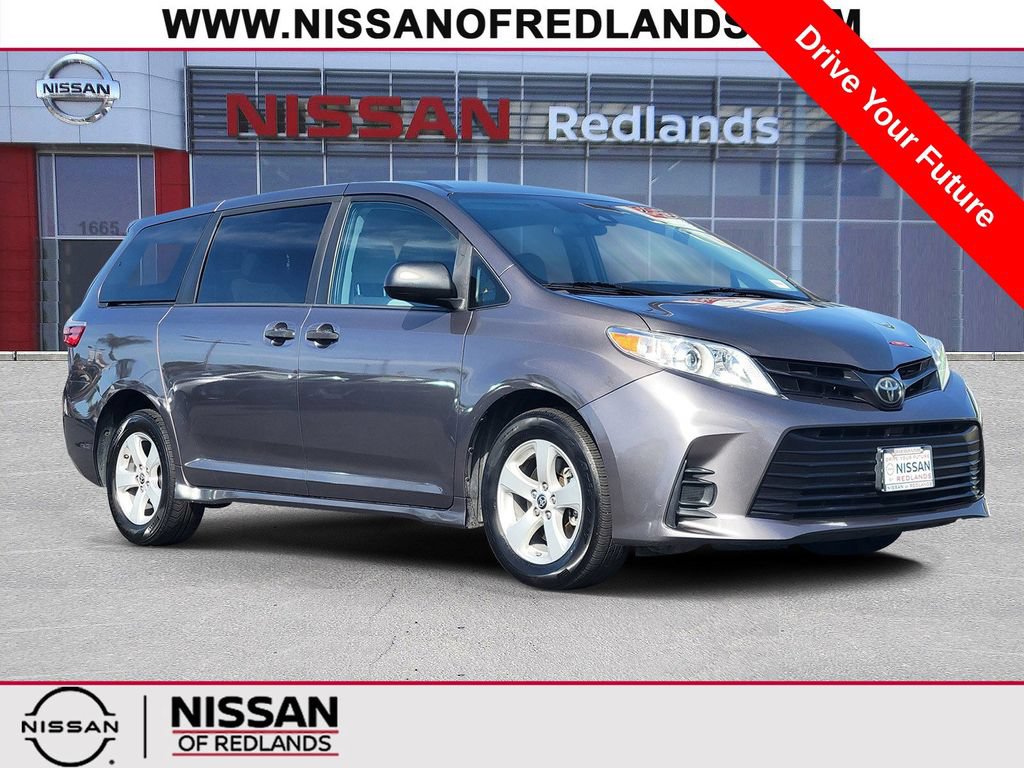 Used 2020 Toyota Sienna L w/ Carpet Mat Package