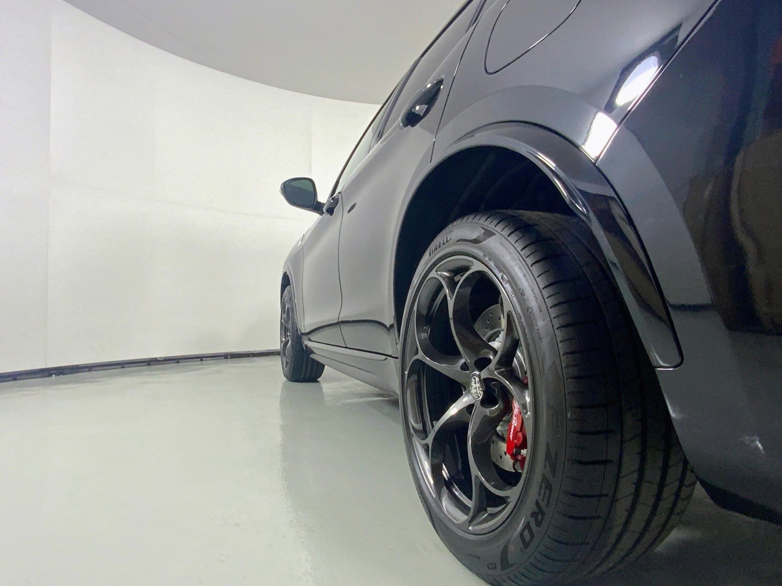 Used 2024 Alfa Romeo Stelvio Quadrifoglio w/ Active Assist Plus Package image 10